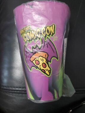 COMIC CON Souvenir Sili Pint Tumbler 2025